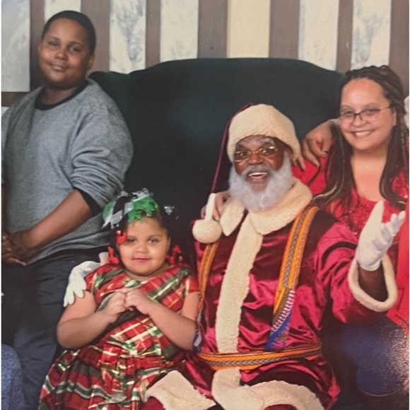 Meet your Posher, Gabrielle - Picture 3 of 13